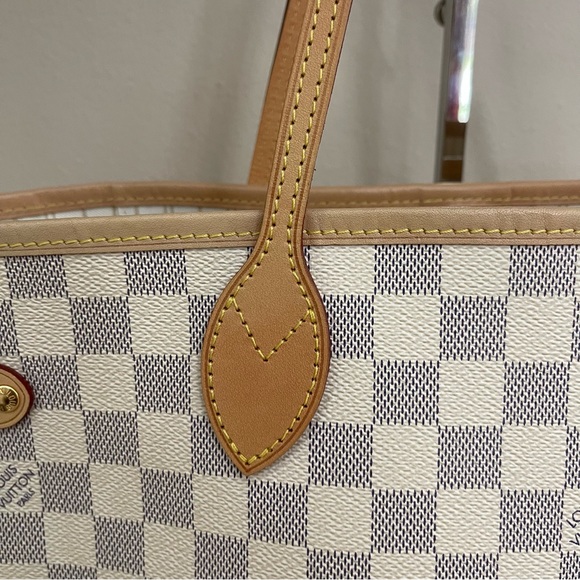 Louis Vuitton Neverfull MM Damier Azur - Picture 6 of 16